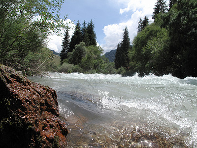 山河的一块块背景图片