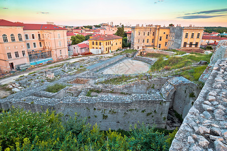 普拉古罗马剧院的废墟观背景图片