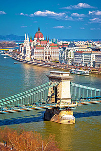 扎尔布达佩斯多瑙河河水沿岸链桥和议会Buu教会旅游蓝色历史性大教堂景观城市首都旅行中心背景
