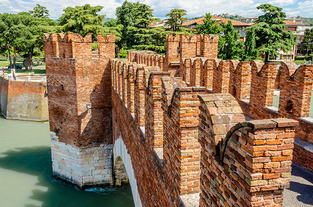 桥 意大利维罗纳的阿卡斯卡利热大桥地标纪念碑古董石头堡垒文化城堡旅行吸引力建筑学背景