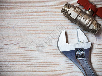 工业和建筑设备职业安装修理扳手铜器金属卫生工具木头管道背景图片