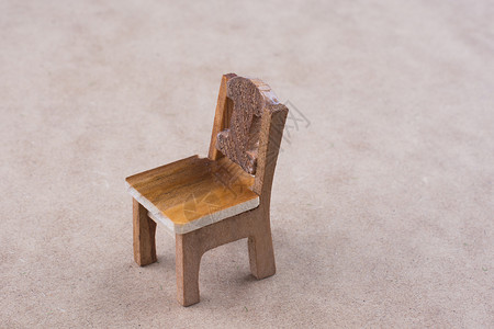 小型木制小模特椅子座位木头家具背景图片