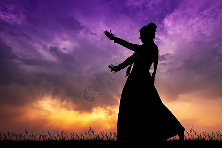 日落时印度舞蹈背景图片