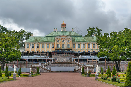 奥拉宁堡俄罗斯奥拉尼根堡大门希科夫宫历史风格花园天空合奏皇家地标建筑学住宅旅游背景