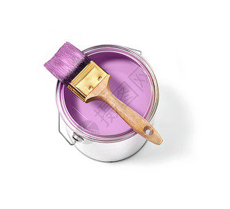 白色背景上带刷子的粉红色油漆罐头财产装修画家绿色绘画黄色金属液体青色画笔背景图片