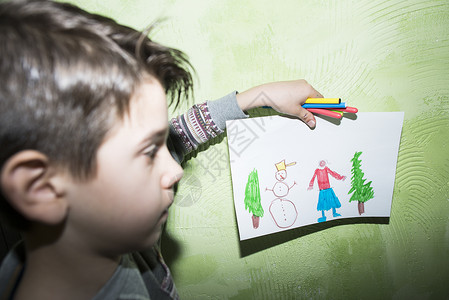 儿童显示图片教育童年展示绘画学习白色托儿所男生创造力艺术背景图片