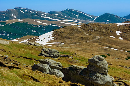 王仙岭南喀尔巴阡山脉石质的高清图片