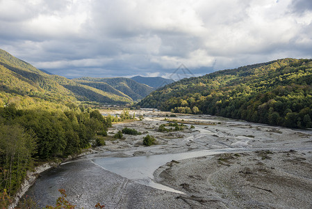 戈洛舍夫斯基克拉斯诺达尔溪流高清图片