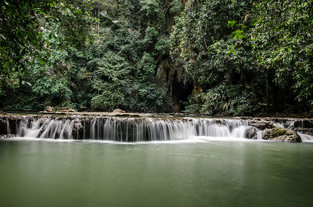克拉比假期植物国家天堂绿色森林岩石热带瀑布风景背景图片