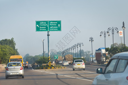 昌迪加尔高速公路摩托车高清图片