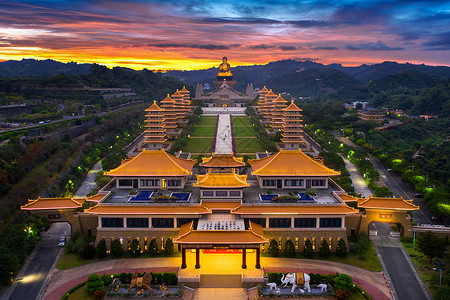 在台湾高雄的福光山佛寺日落吸引力地方地标文化建筑上帝佛教徒纪念馆金子宗教背景图片