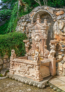 花园雕像保加利亚拉瓦迪诺沃城堡的不老泉公园文化乔木全景建筑童话艺术旅游喷泉入口背景