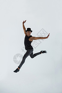 纵向舞蹈舞跳练舞现实专注艺术舞蹈鞋男性男人胡须平衡文化现代舞背景图片