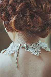 漂亮的蕾丝领面料女孩女士新娘美丽白色蕾丝婚礼织物衣领背景图片