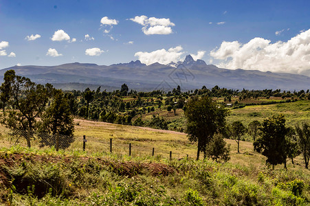 肯尼亚山的全景公吨山脉旅游风景荒野巅峰世界火山旅行森林背景