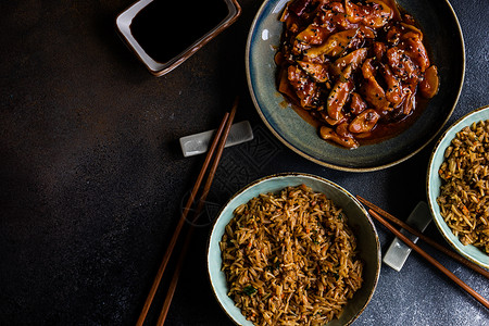 酸甜苦辣传统中国食品刀具筷子陶瓷乡村猪肉食物木板制品油炸环境背景