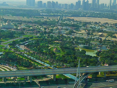 迪拜的全景建筑学地标旅游天际蓝色城市场景旅行建筑物建筑背景图片