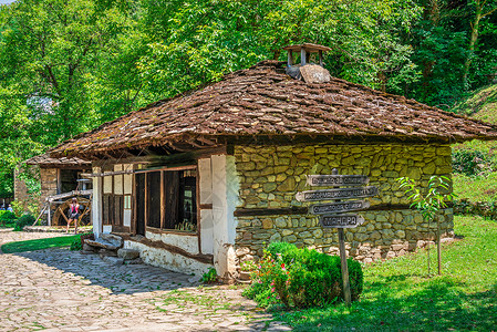 保加利亚Etar 建筑工程人文地理综合体公园假期村庄烟囱旅行建筑历史房子文化博览会背景图片