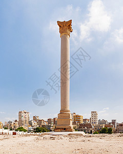 维塞拉姆庞贝的支柱是罗马的胜利柱 有两个斯芬克斯雕像位于亚历山大的塞拉皮姆 埃及古代建筑里程碑石头莲属柱子人面胜利六角纪念碑旅行历史红色背景