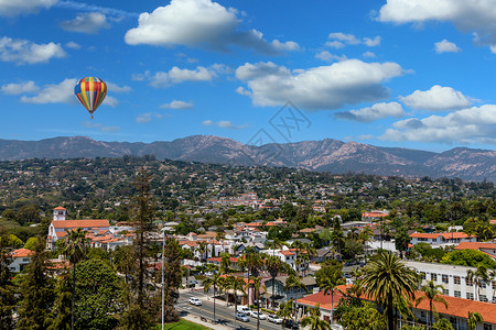 圣巴巴拉以外的山外气球背景图片
