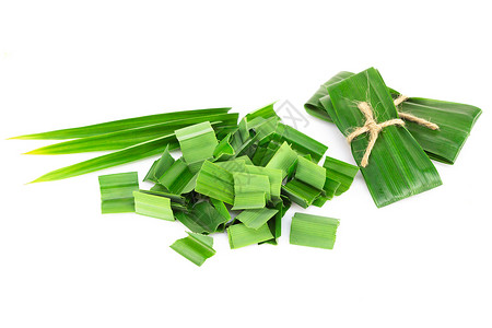 新鲜的绿色板兰叶 白后腹骨上切片烹饪香气草本叶子食物绿色植物树叶白色草本植物背景图片