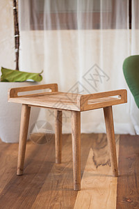 咖啡厅装饰的木桌背景图片