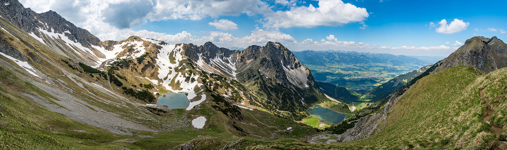 阿尔高阿尔卑斯山的登山之旅蓝色旅游山地行假期首脑远足全景旅行爬坡农村背景图片