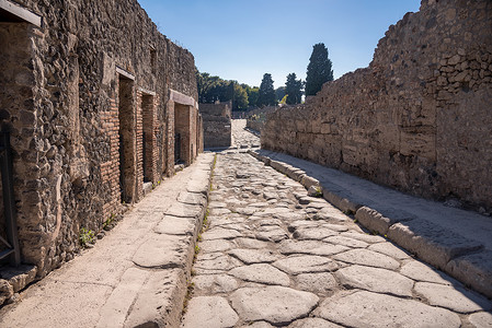 古代意大利庞贝城的街道地标路面考古学旅行灾难历史旅游建筑纪念碑火山背景