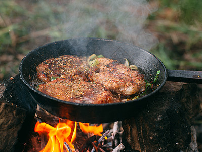 红烩牛肉食物夏天高清图片