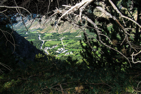 法国阿尔卑斯山脉景观村民山脉背景图片