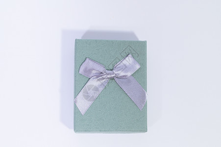 蓝绿色的礼物盒白色背景的蓝绿色礼品盒 Blue绿色礼物盒生日剪裁装潢问候语新年丝带丝绸周年展示婚礼背景