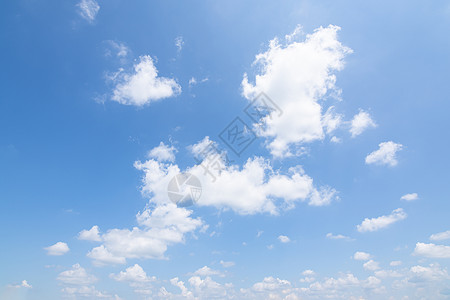 射出广角 天空 云层和白天的阳光气氛航空多云天气天蓝色环境日光白色气象气候背景图片