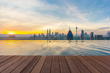 乱码吉隆坡市景展示了Petronas双塔和美丽的城市风景 在马来西亚首都吉隆坡Regalia住宅顶端的日出期间背景