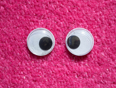 滑稽的谷歌笑笑地毯背景毛皮乐趣怪物黑色红色眼球惊奇玩具眼睛爱好背景图片