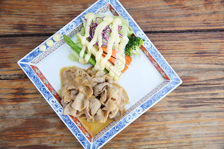 日食姜炒猪肉餐厅黄瓜炙烤食物美食盘子蔬菜油炸菜单大豆背景图片