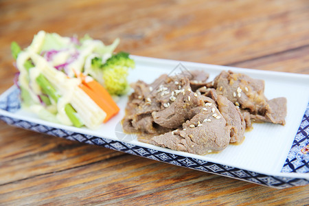 日食姜炒牛肉食物菜单美食油炸餐厅午餐白色黄瓜盘子牛肉背景图片