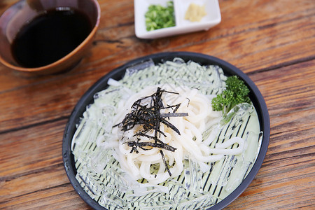 乌东面面用餐小麦美食木头香料烹饪食物太子文化海苔高清图片