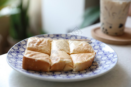 台式吐司与台湾奶茶 台湾食品餐厅棺材盘子美食沙漠味道奶油桌子午餐蔬菜背景图片