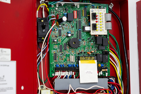 控制电压总机 配有主螺旋桨的断路器维修制造业电气电路控制板母板电脑按钮活力仪表背景图片