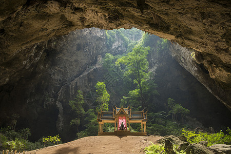 昭拍耶亚洲泰国KHAO 萨姆罗伊约叶节奏寺庙攀武扫管洞穴建筑学神社地标亭子高尔夫岩石背景