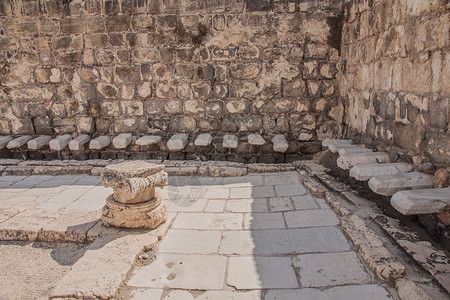 古罗马人公共厕所高清图片