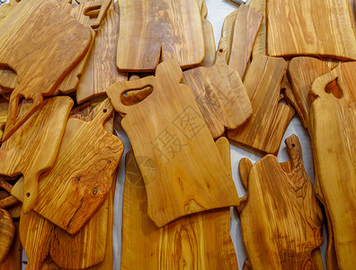 橄榄切除板食物厨房手工木头材料棕色托盘核桃背景图片