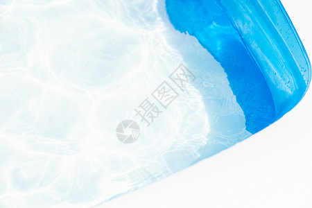 暑假概念休息娱乐太阳水池游泳白色晴天季节背景图片
