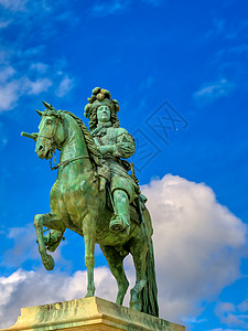 法国凡尔赛王宫地标城堡旅游建筑建筑学国王旅行雕像历史皇家背景图片