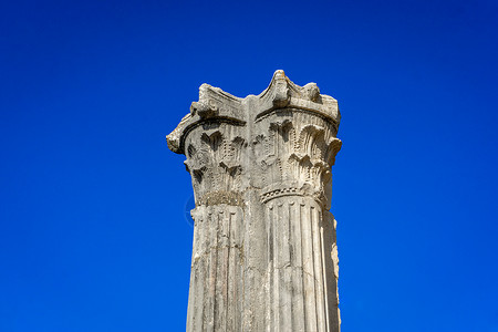罗马内斯基柱子摩洛哥人高清图片