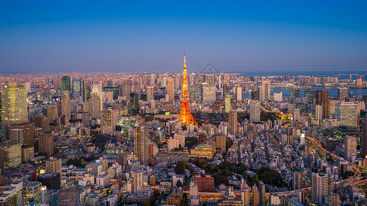 日本晚上东京塔 有建筑城 在日本东京背景
