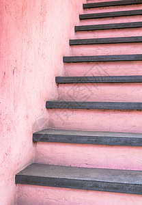 粉色楼梯背景图片