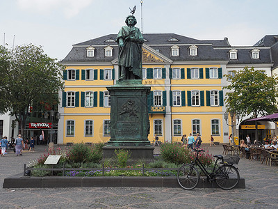 莱茵威斯特法伦1845年波恩城市纪念碑社论地标建筑雕塑青铜雕像联盟景观背景