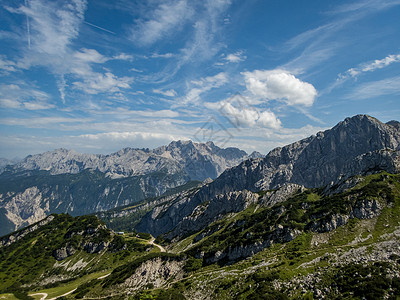 格拉诺附近的阿尔卑斯山经渡月保险高山运动高度冒险梯子风险保险丝旅行悬崖背景