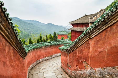 红色的墙中国武当修道院 傅振寺国家公园入口宗教寺庙红色背景
